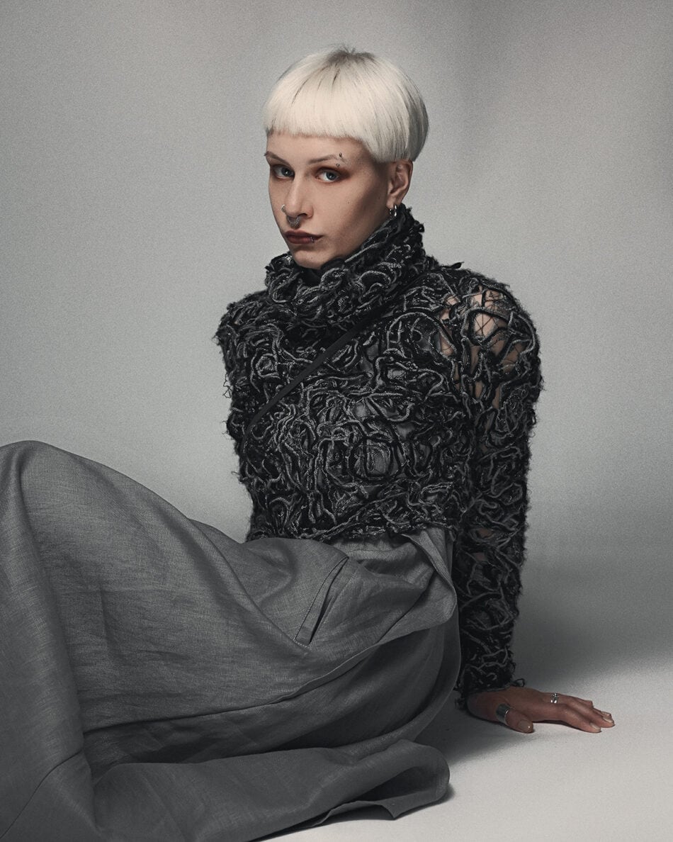 LOOKS OF NEUTRALISM EDITORIAL - MINOAR.COM