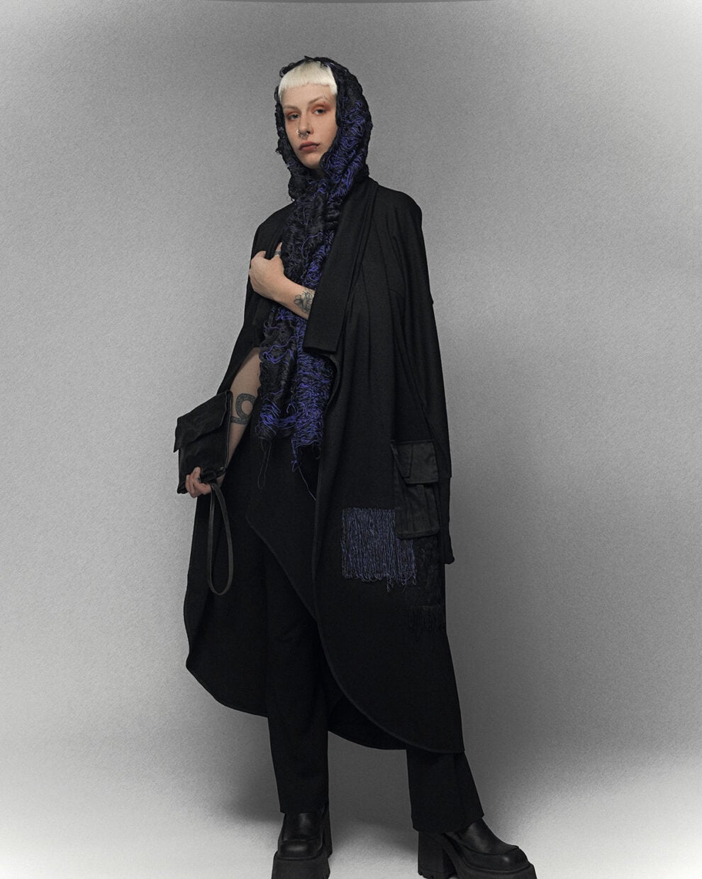 LOOKS OF NEUTRALISM EDITORIAL - MINOAR.COM