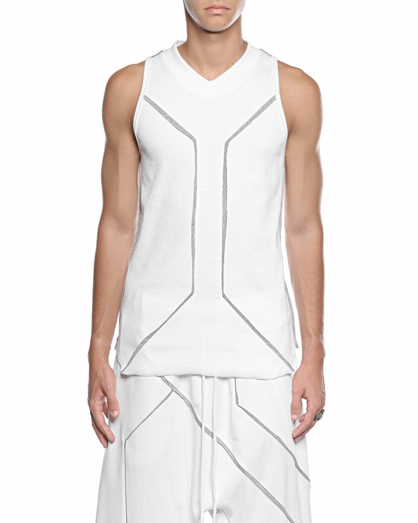 Cluster External Seam Sleeveless Top